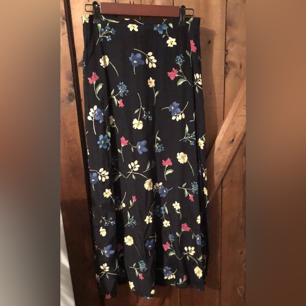 Floral Amanda Michaels Dark Blue Skirt 10